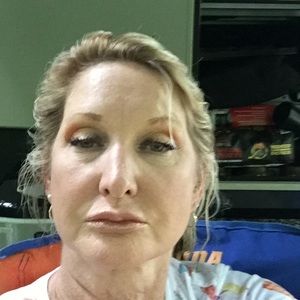 Meet your Posher, Shelly